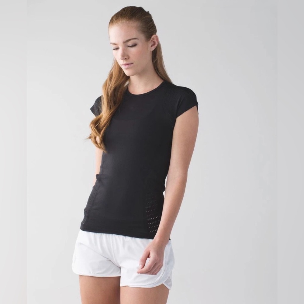 LULULEMON WOMEN'S Black Time Warp Round Crew 18.5/19 In” PTP GUC Raw Hem 10 L